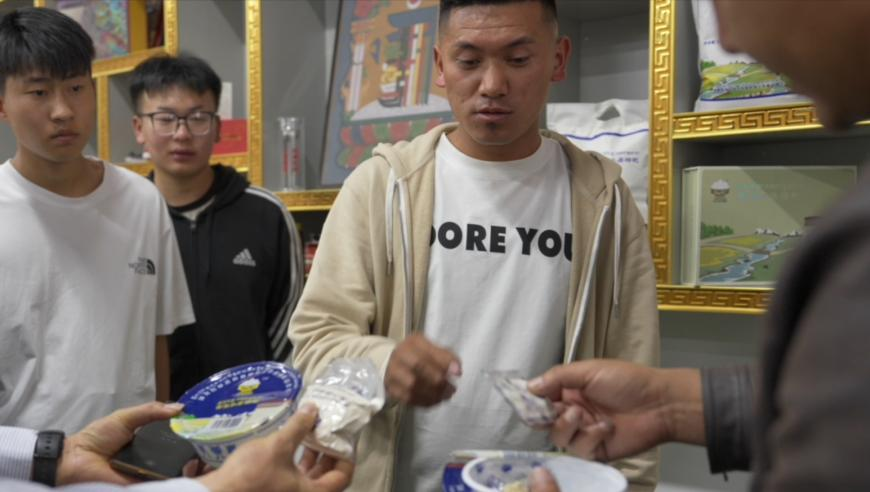 2025新澳门管家婆正版资料494949,王传福：比亚迪全系搭载天神之眼,权威独家讨论与热门话题_iosV9.92