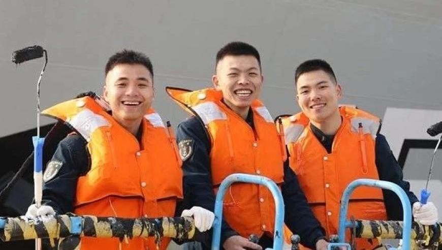 澳门天天资料免费开,俄乌冲突3周年 AI技术颠覆战场,详细释义解释落实_工具版V13.7