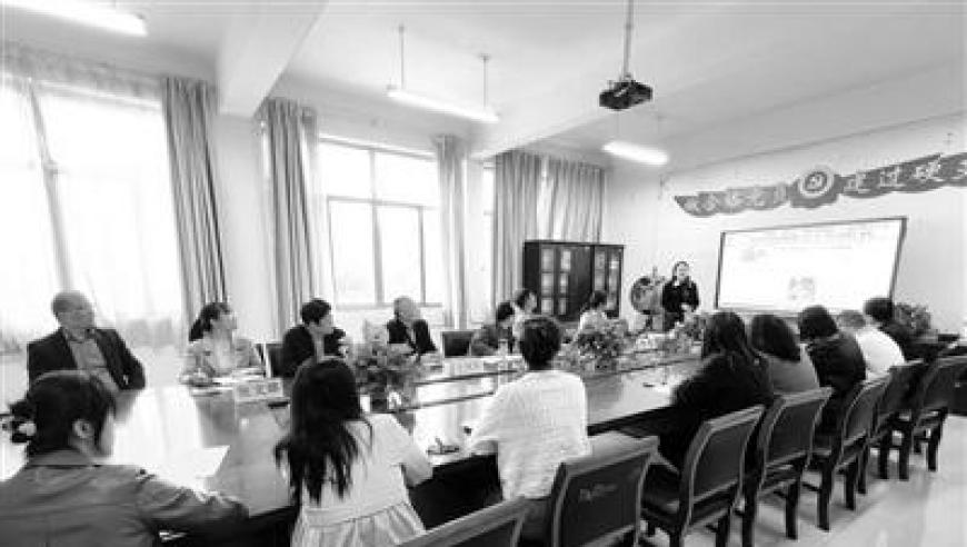 加拿大华人遇暴雪患“铲后抑郁”,高手资料免费公开大全,重点解答解释落实_手游版V4.93